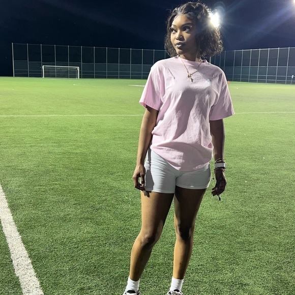 Meet your Posher, Bri - Picture 5 of 8